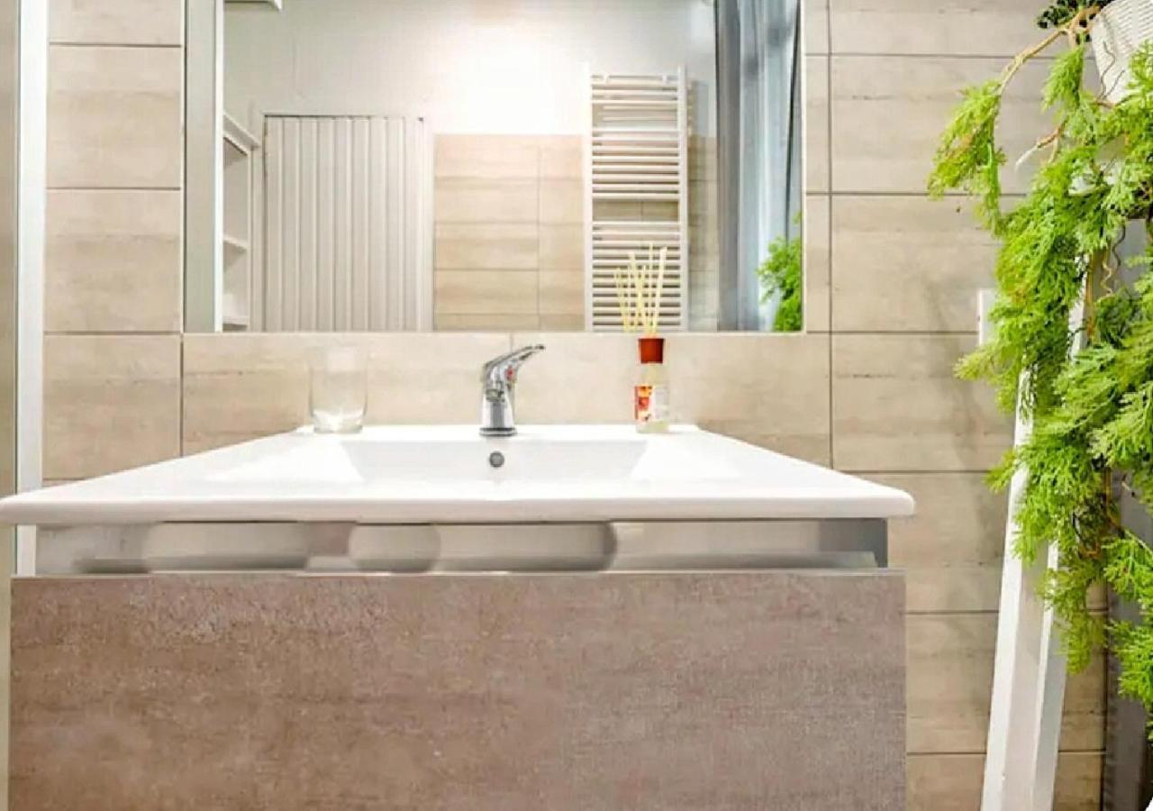 "Vacanze Romane" Stazione Tiburtina, Appartamento Tre Camere Da Letto 5 Posti Letto Ngoại thất bức ảnh